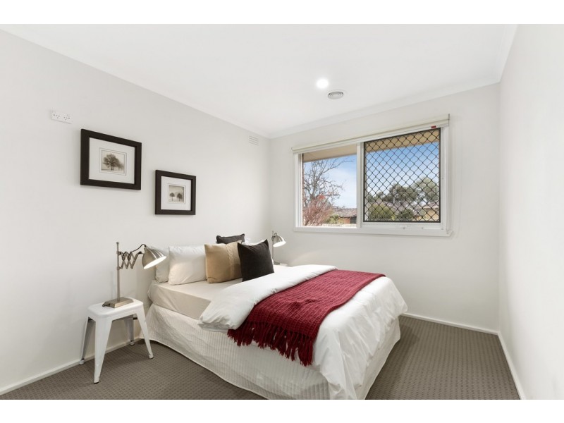 17 Menzies Parade, Lalor VIC 3075