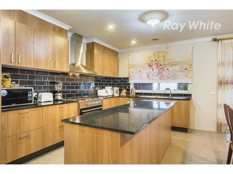 31 Queens Gardens, Bundoora VIC 3083