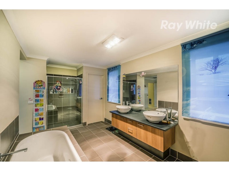 31 Queens Gardens, Bundoora VIC 3083