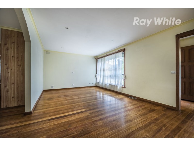 4 Porter Court, Mill Park VIC 3082