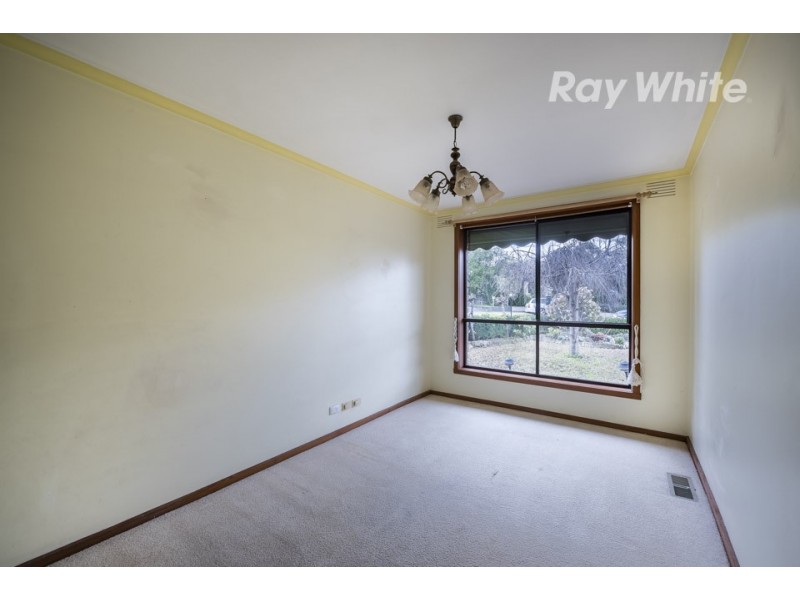 4 Porter Court, Mill Park VIC 3082