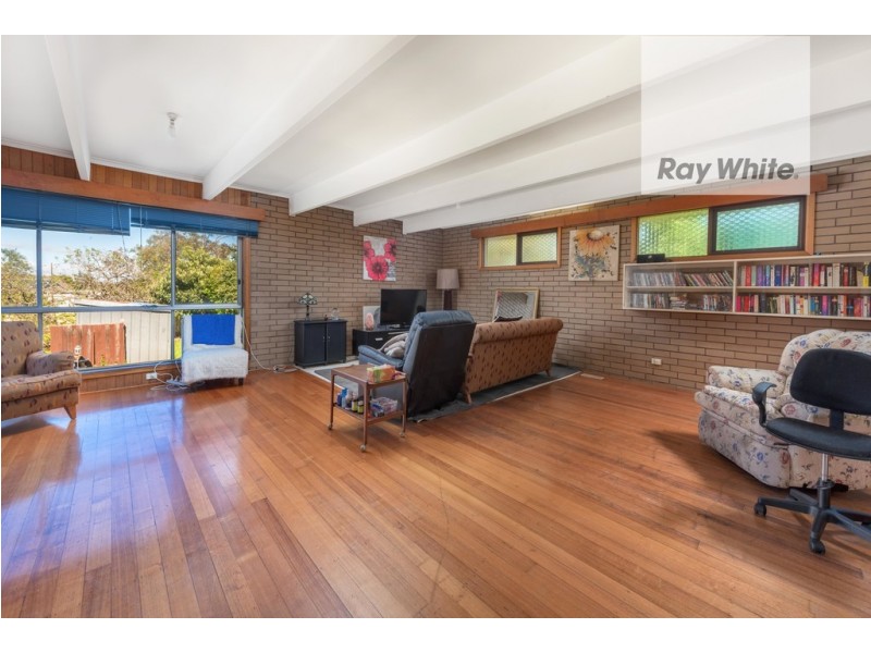 9 Allenby Avenue, Reservoir VIC 3073