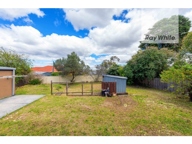 9 Allenby Avenue, Reservoir VIC 3073