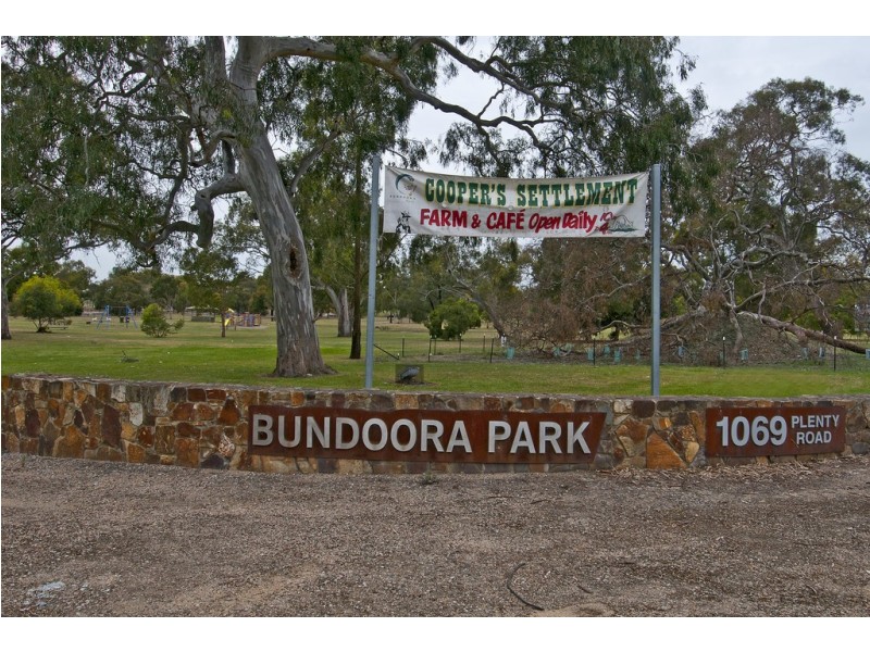 1039-1041 Plenty Road, Kingsbury VIC 3083