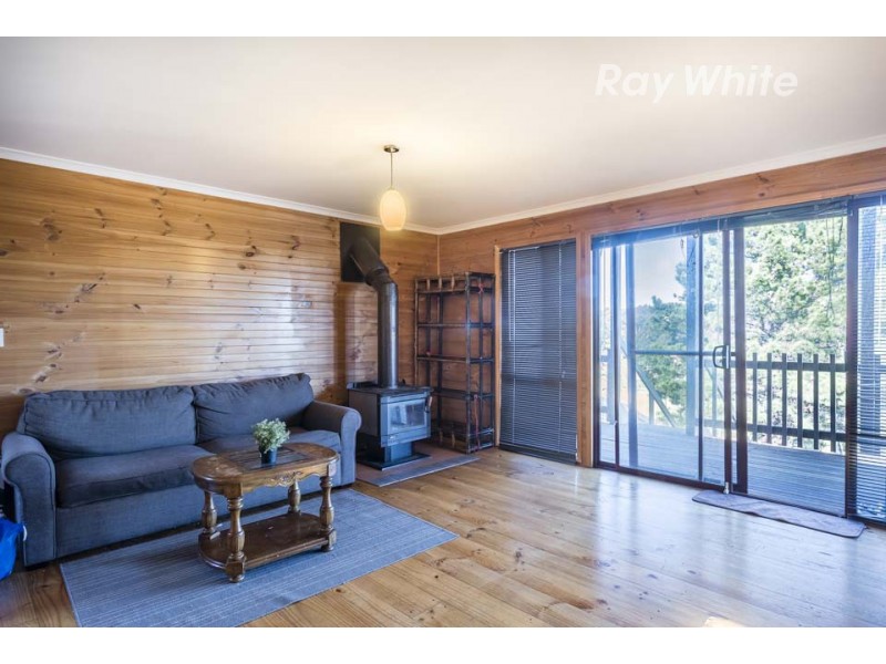 21B Neilsen Crescent, Bundoora VIC 3083