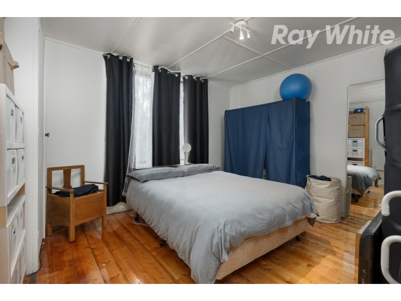 12 McNamara Street, Macleod VIC 3085