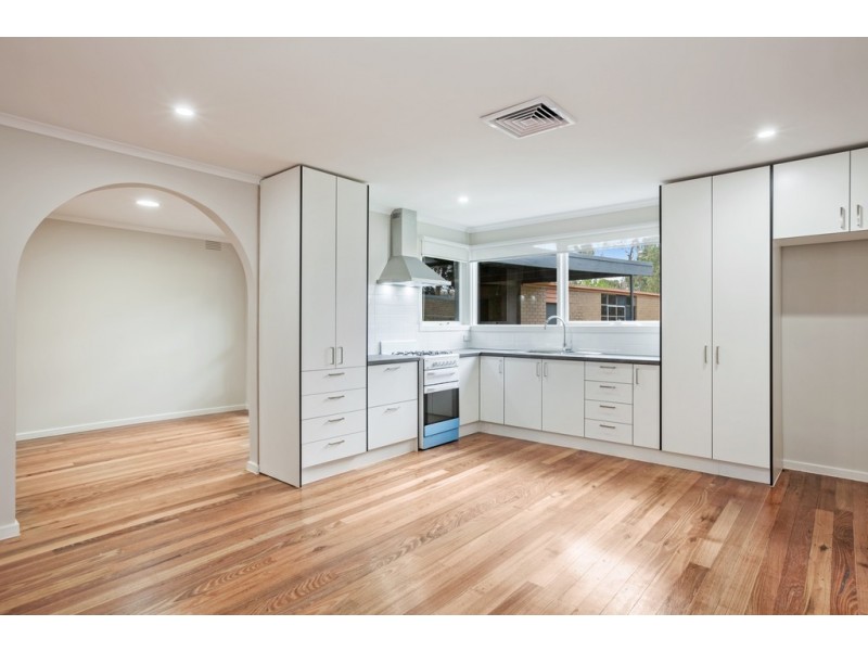 11 Oxley Avenue, Bundoora VIC 3083