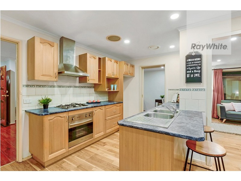 7 Bellevue Court, Mill Park VIC 3082