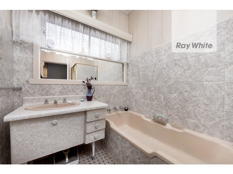 1 Windsor Crescent, Bundoora VIC 3083