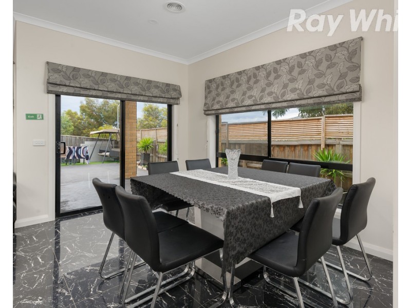 2 Cotswold Way, Mernda VIC 3754