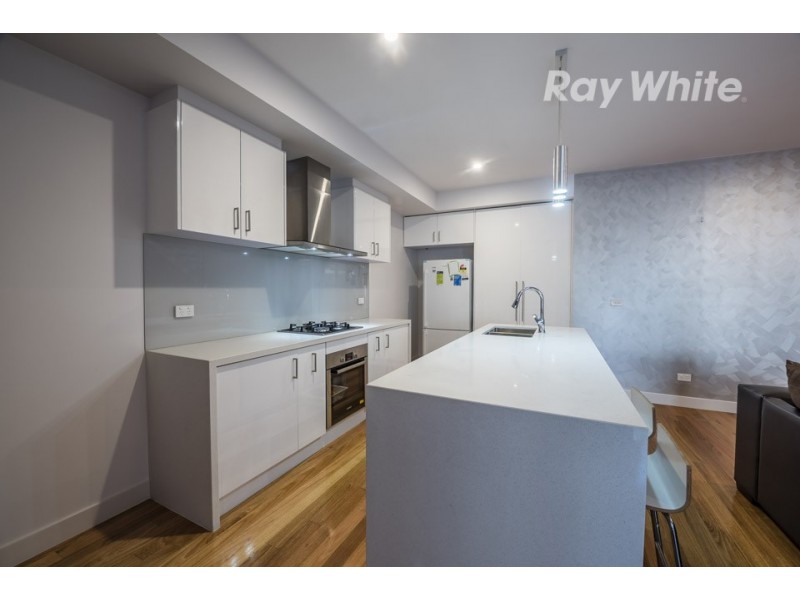 2/1 Katrina Street, Doncaster VIC 3108