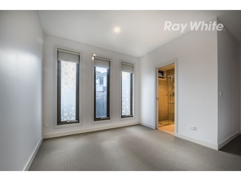 2/1 Katrina Street, Doncaster VIC 3108