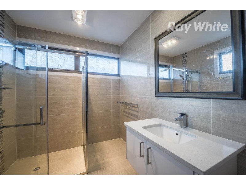 2/1 Katrina Street, Doncaster VIC 3108
