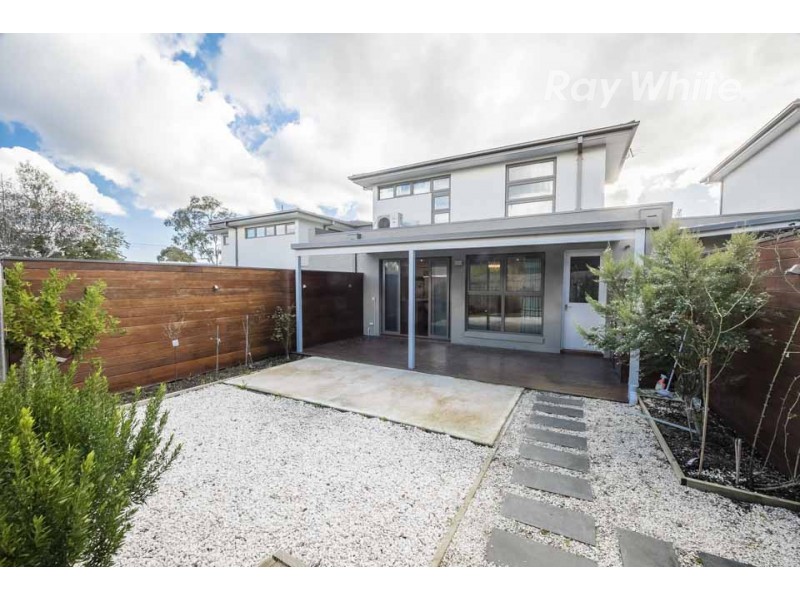 2/1 Katrina Street, Doncaster VIC 3108