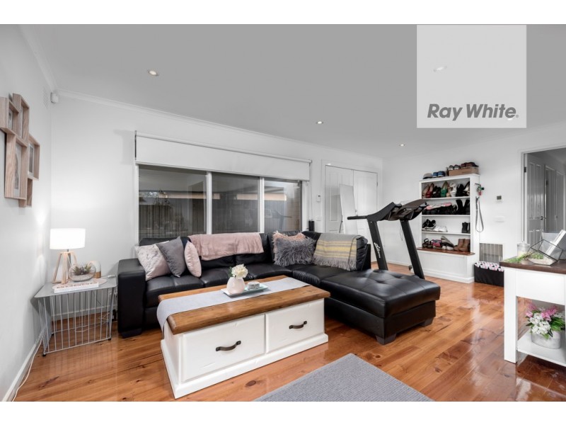 19 Konrads Crescent, Mill Park VIC 3082