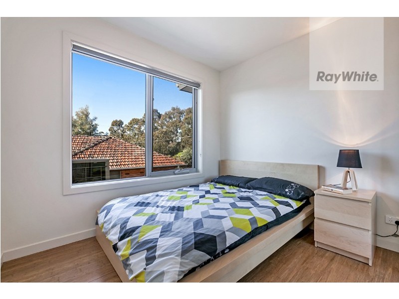 11/1031 Plenty Road, Kingsbury VIC 3083