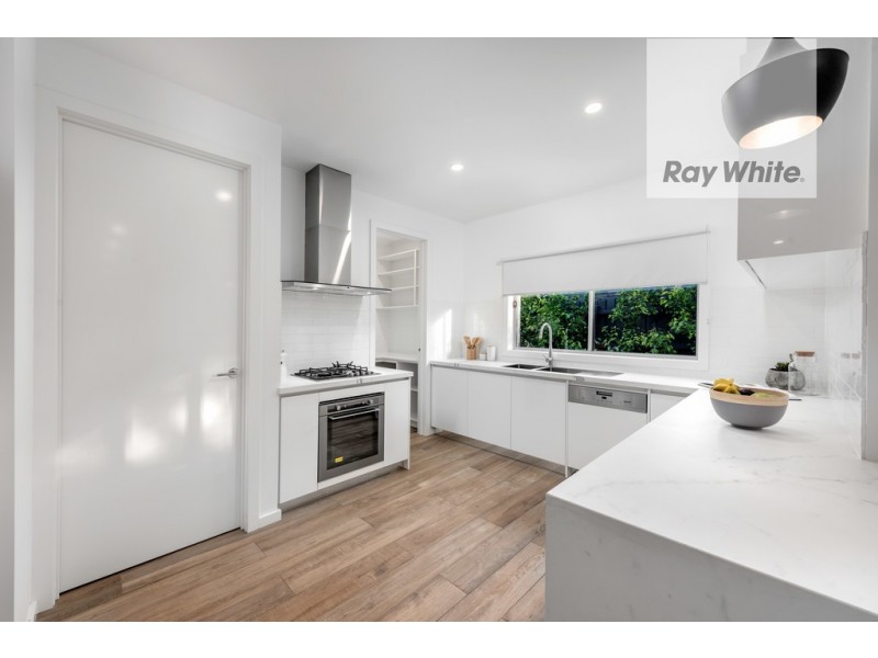 2A Elizabeth Grove, Bundoora VIC 3083