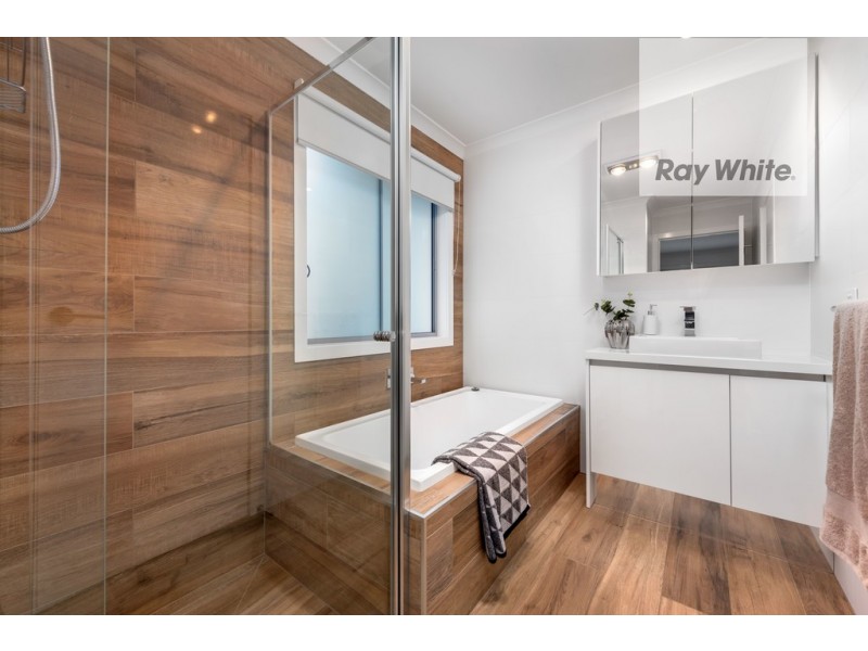 2A Elizabeth Grove, Bundoora VIC 3083