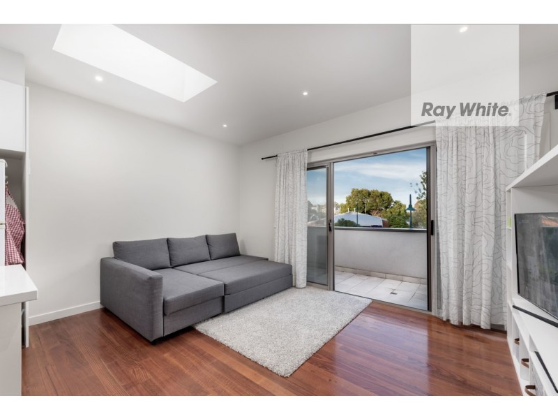 2/8 Chaleyer Street, Reservoir VIC 3073
