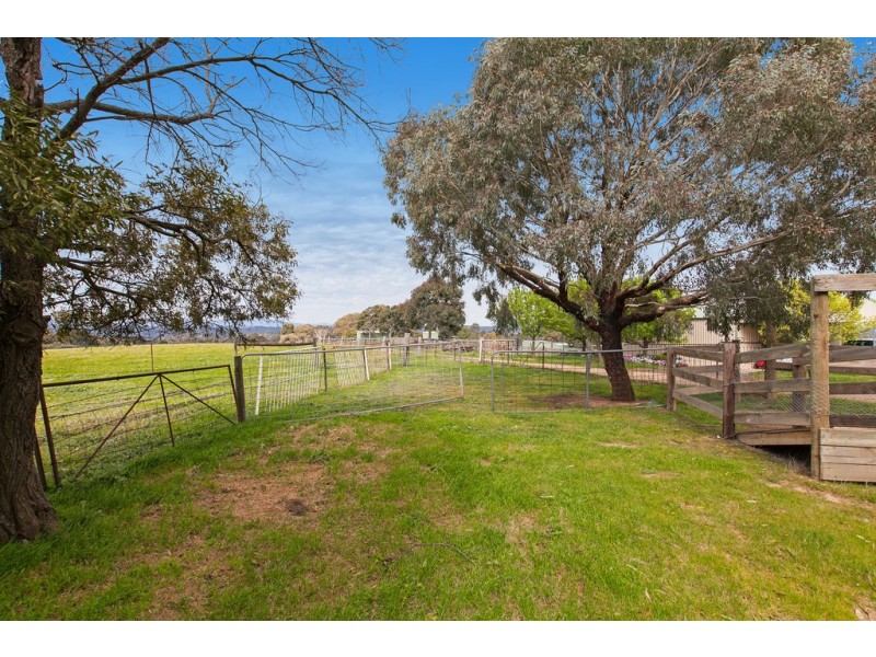 238-248 Pioneer Road, Yarrambat VIC 3091