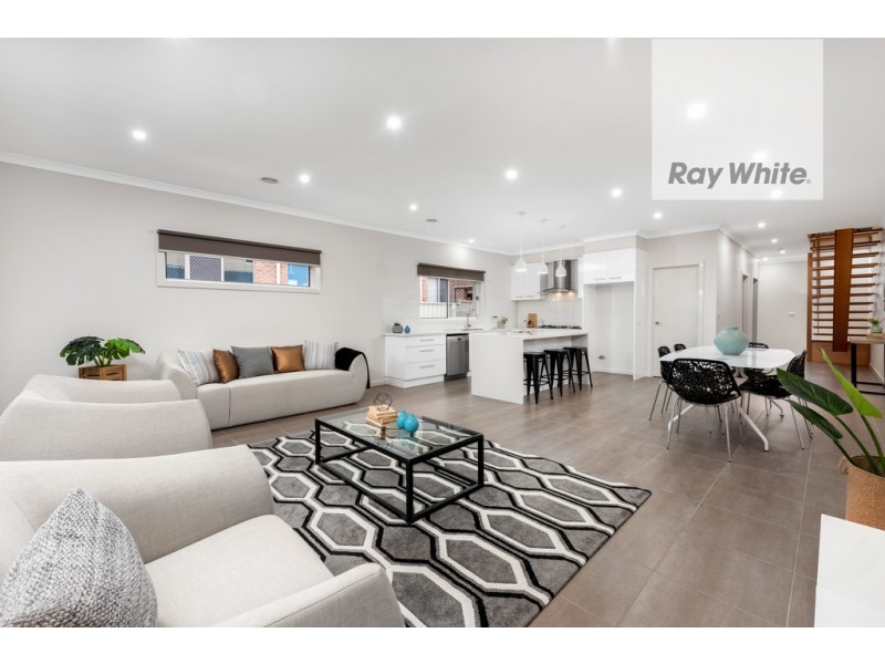 7 Farnham Crescent, Mill Park VIC 3082