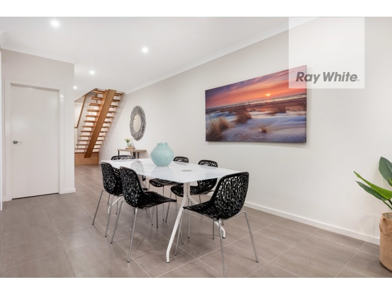 7 Farnham Crescent, Mill Park VIC 3082