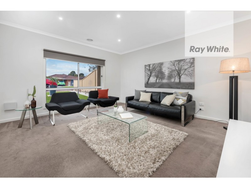 7 Farnham Crescent, Mill Park VIC 3082