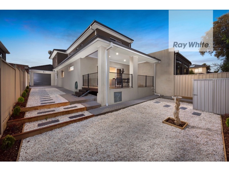 7 Farnham Crescent, Mill Park VIC 3082