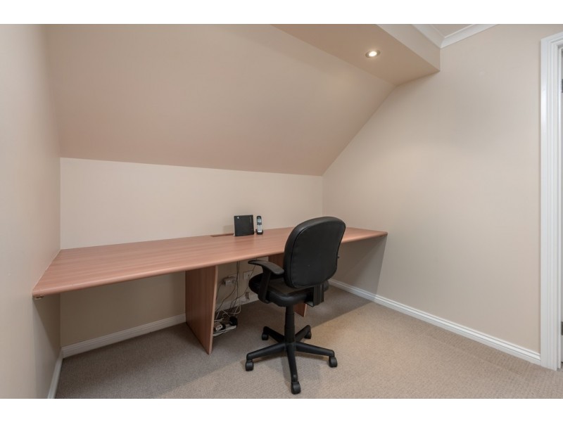 33 Warramunga Road, Bundoora VIC 3083