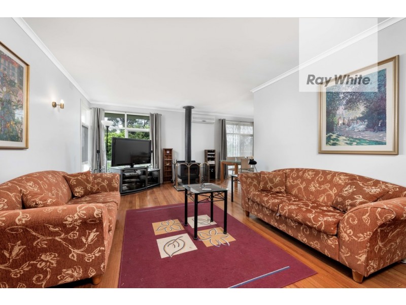 24 Neilsen Crescent, Bundoora VIC 3083
