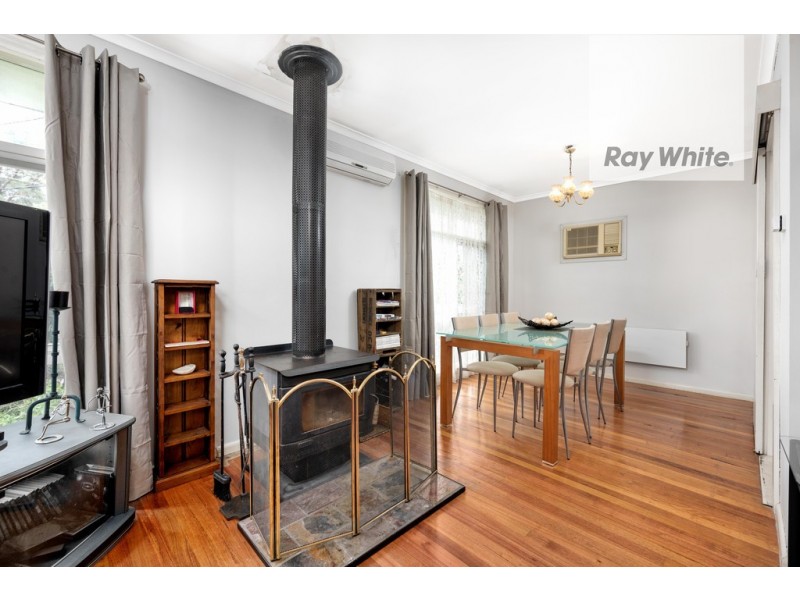 24 Neilsen Crescent, Bundoora VIC 3083
