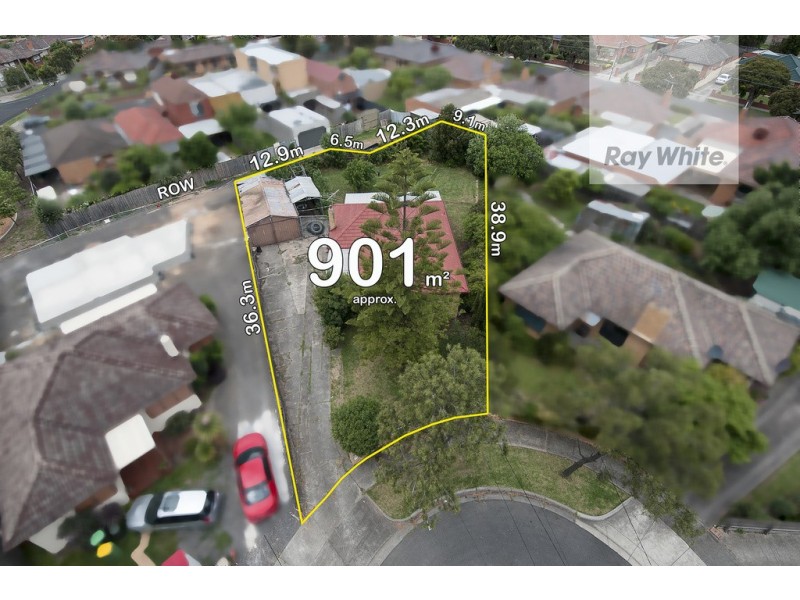 9 St Johns Court, Reservoir VIC 3073