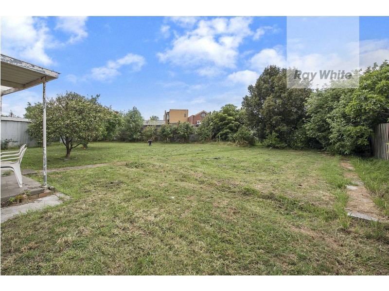 9 St Johns Court, Reservoir VIC 3073