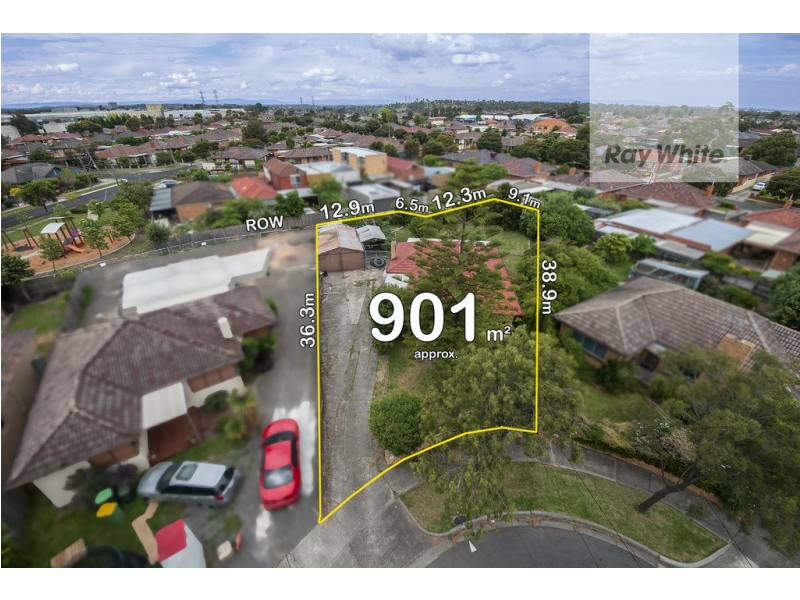 9 St Johns Court, Reservoir VIC 3073
