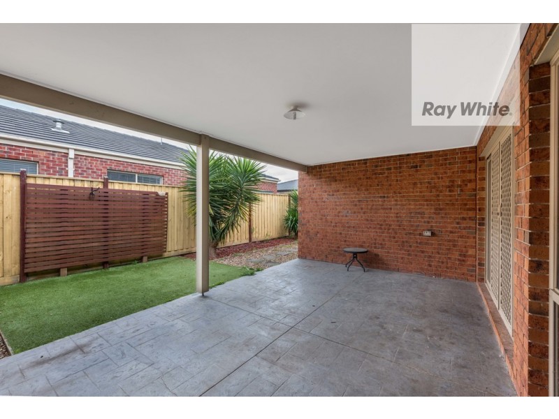 10 Moffat Drive, Lalor VIC 3075