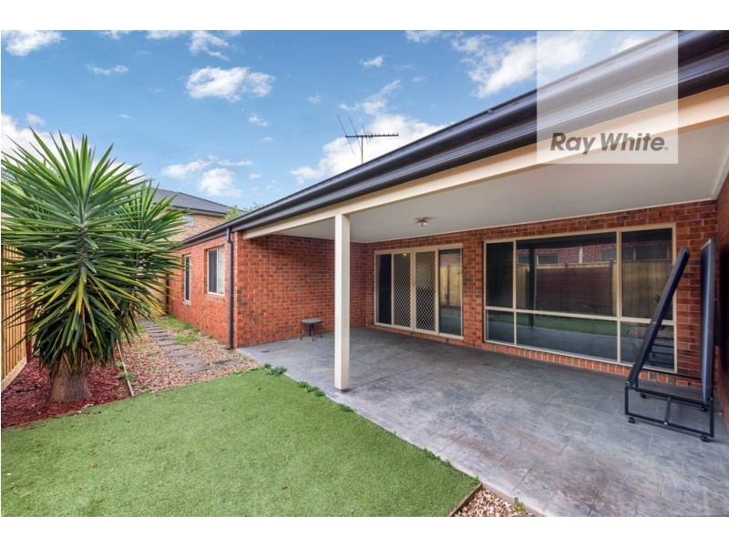 10 Moffat Drive, Lalor VIC 3075