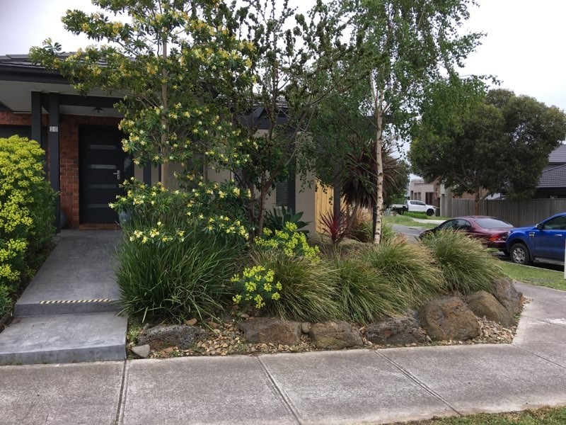 10 Moffat Drive, Lalor VIC 3075