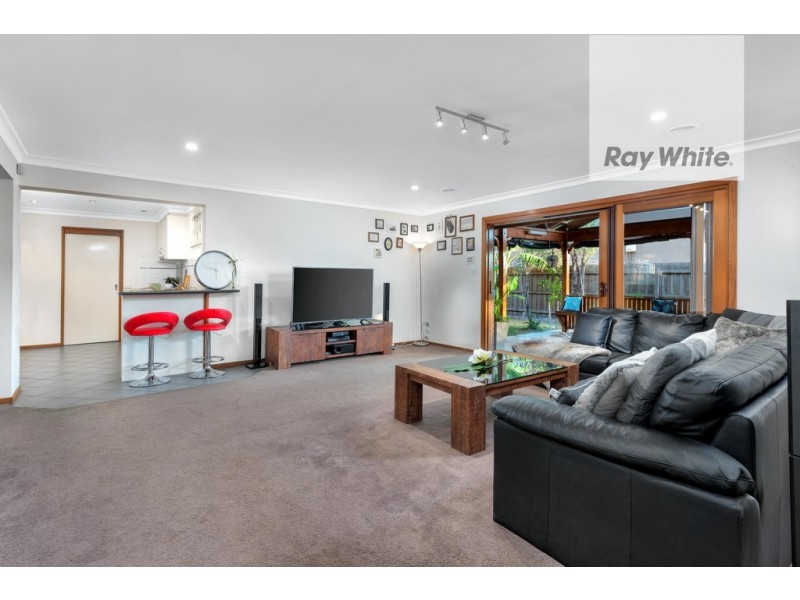 3 Mayfield Drive, Mill Park VIC 3082