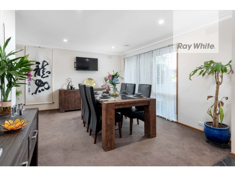 3 Mayfield Drive, Mill Park VIC 3082