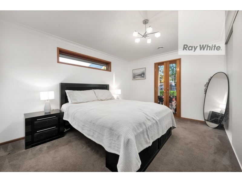3 Mayfield Drive, Mill Park VIC 3082