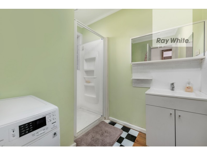 2/15 Loddon Avenue, Reservoir VIC 3073