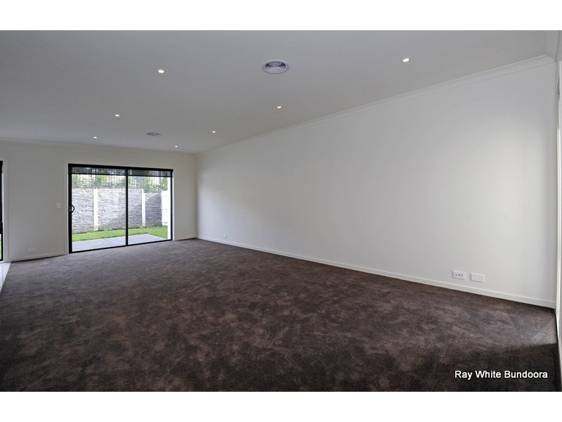 6 Greenwich Crescent, Bundoora VIC 3083