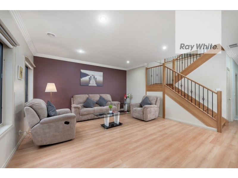 16 Leonie Close, South Morang VIC 3752