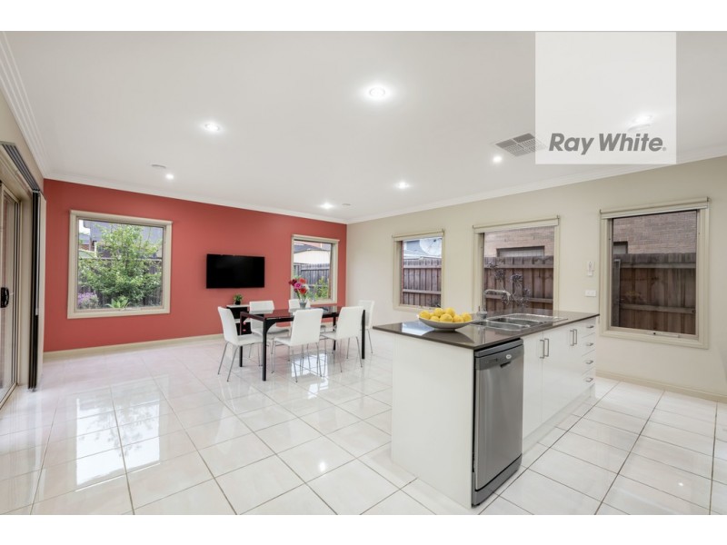 16 Leonie Close, South Morang VIC 3752