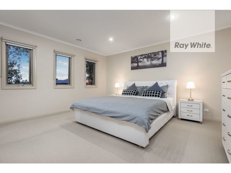 16 Leonie Close, South Morang VIC 3752