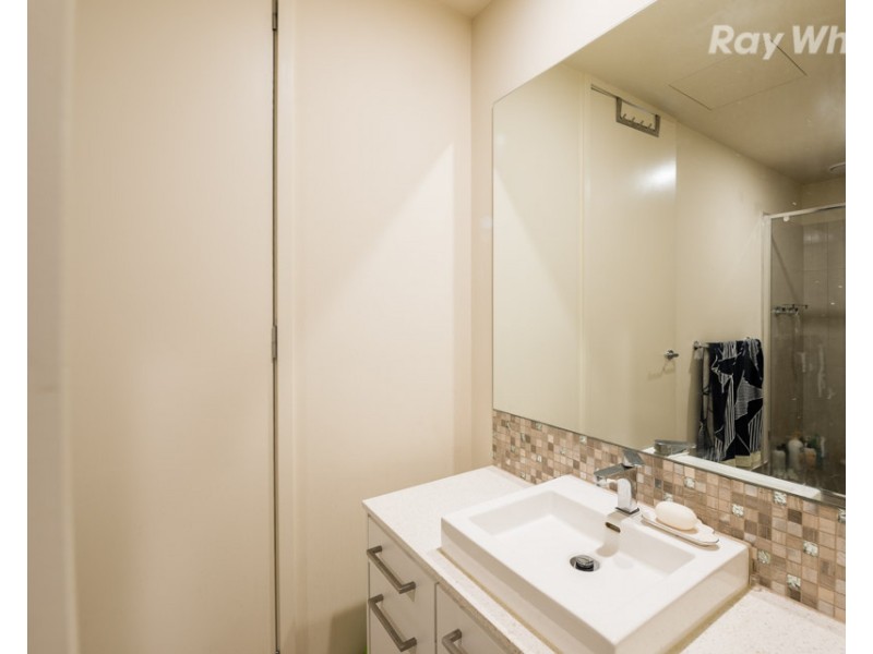 202/91 Janefield Drive, Bundoora VIC 3083