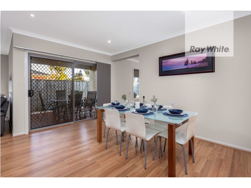 6 Hanmer Drive, South Morang VIC 3752