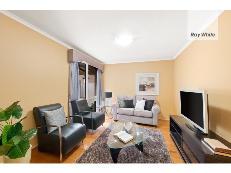 2 Todman Close, Mill Park VIC 3082