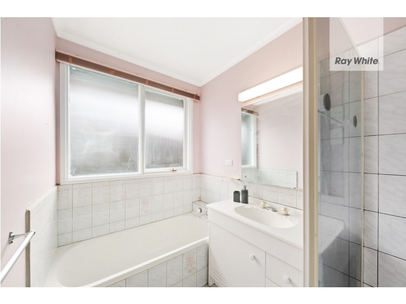 2 Todman Close, Mill Park VIC 3082