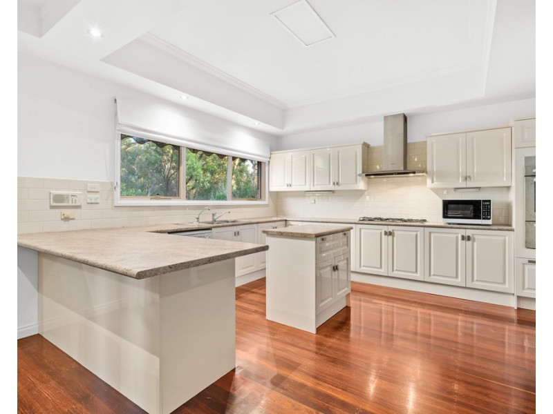 32 Cheadle Crescent, Bundoora VIC 3083